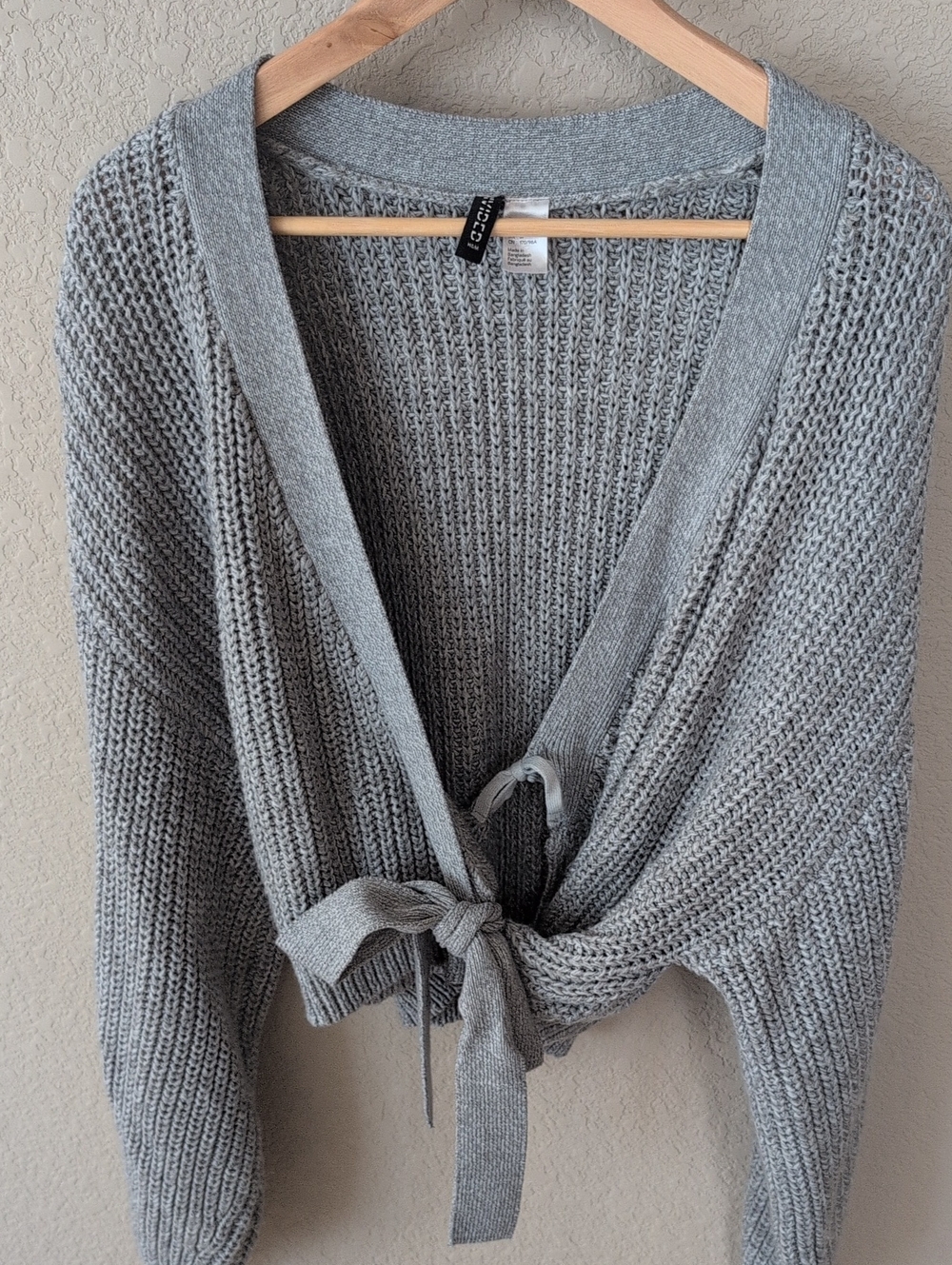 H&M Gray Knit Tie-Front Women's Sweater